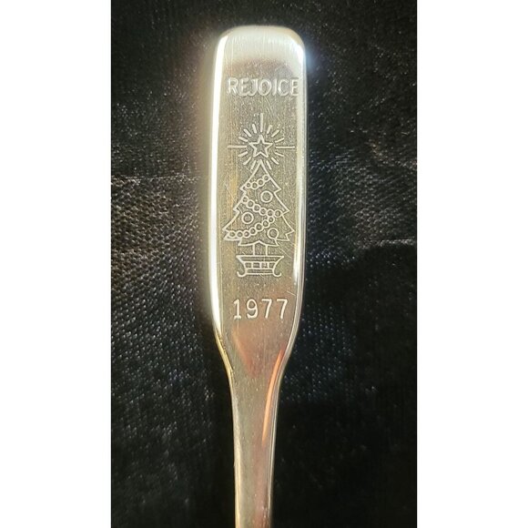 Vintage International Silver Company Christmas Spoon - Picture 2 of 7